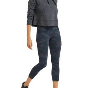 SPANX Look at Me Now Camo Seamless Cropped Leggings size Large